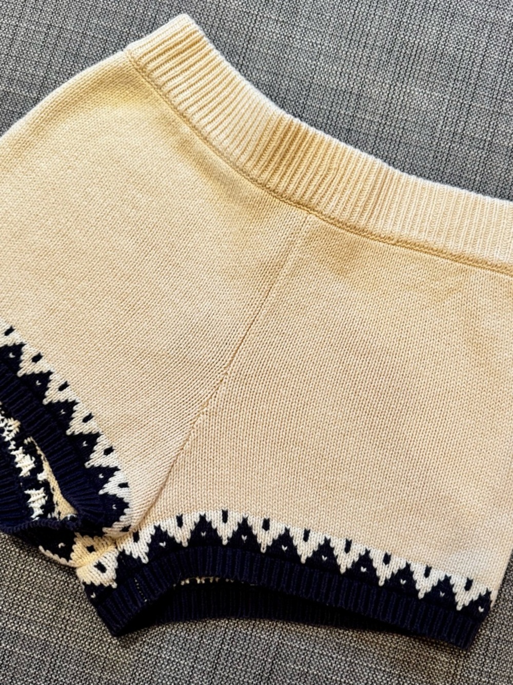 NWOT Callahan Jeanna Fair Isle Knit Shorts Cream Navy XS